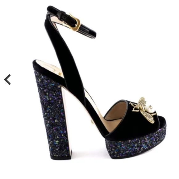 GucciWomen's Black Soko Sandals In Soft Velvet With Applied Metal Bee An… - Picture 3 of 8